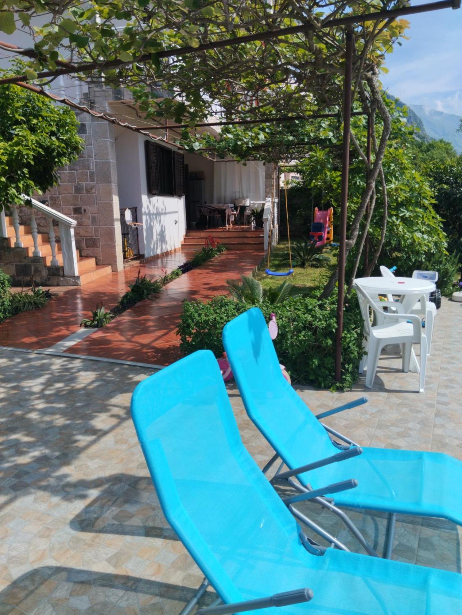 Apartment Deki studio Kotor Buitenkant foto
